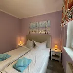 Holiday home Eichhoernchen Zossen